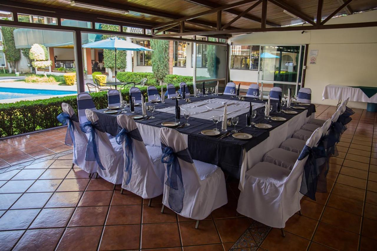 Hotel & Suites Villa Del Sol Morelia Extérieur photo