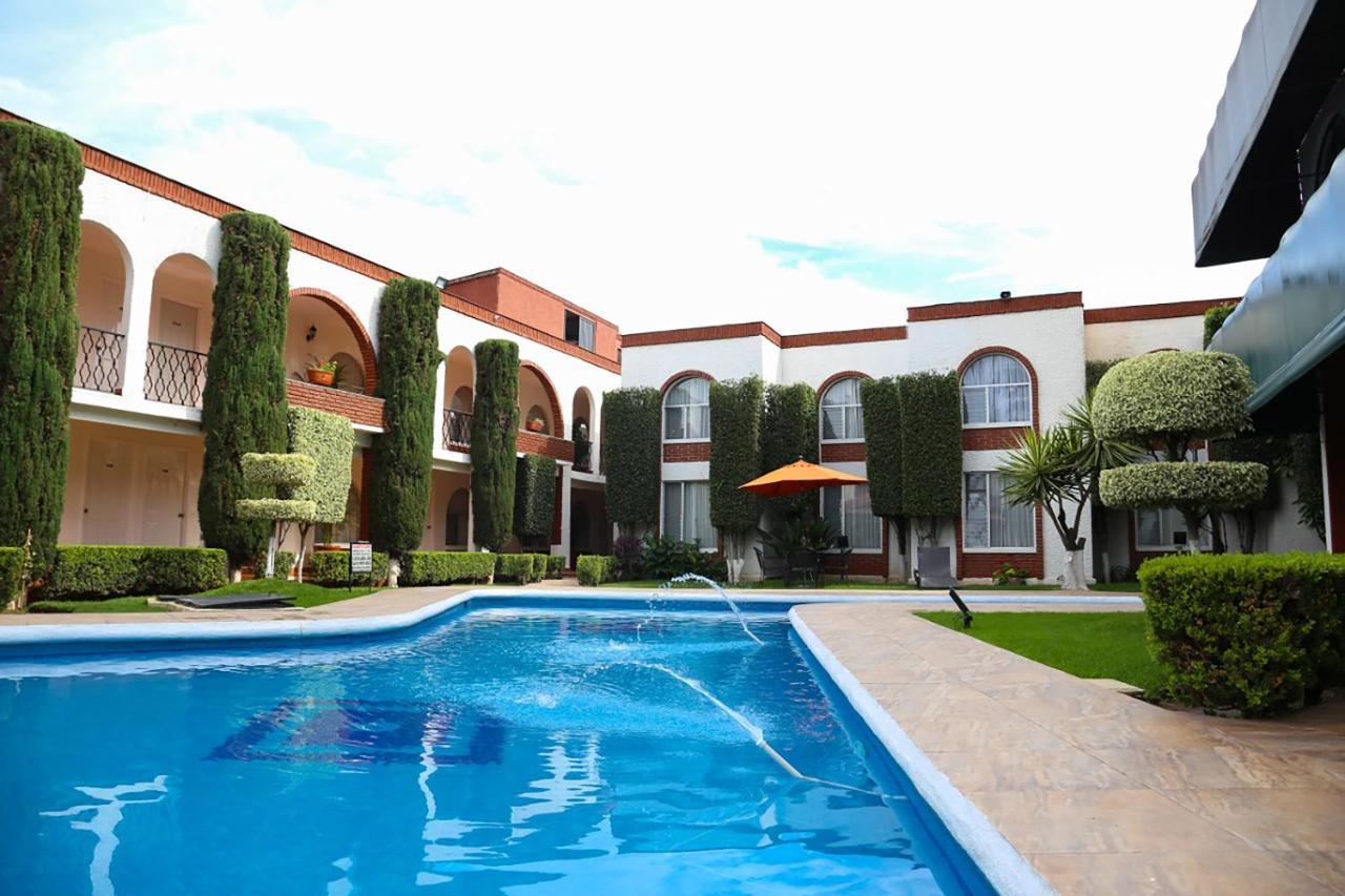 Hotel & Suites Villa Del Sol Morelia Extérieur photo