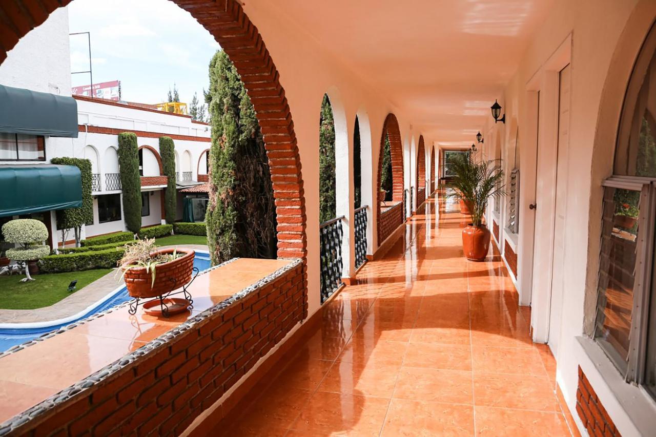 Hotel & Suites Villa Del Sol Morelia Extérieur photo