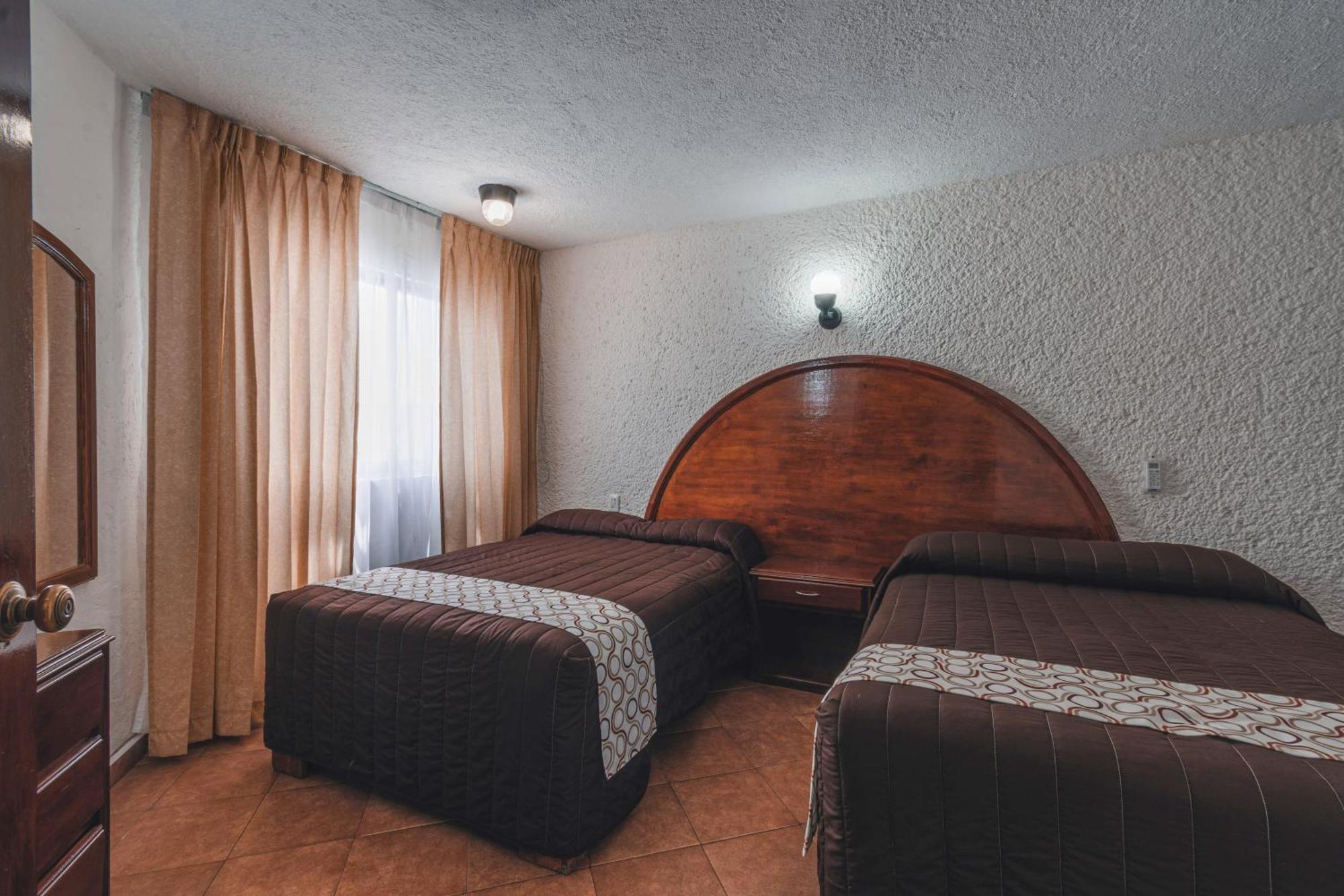Hotel & Suites Villa Del Sol Morelia Extérieur photo